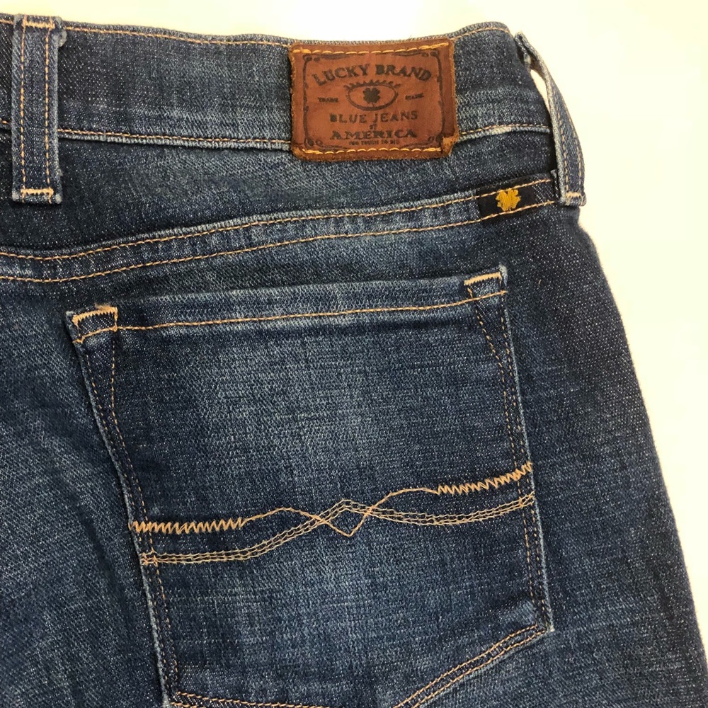Lucky Brand 🍀 Boot Leg Jeans - Picture 3 of 5